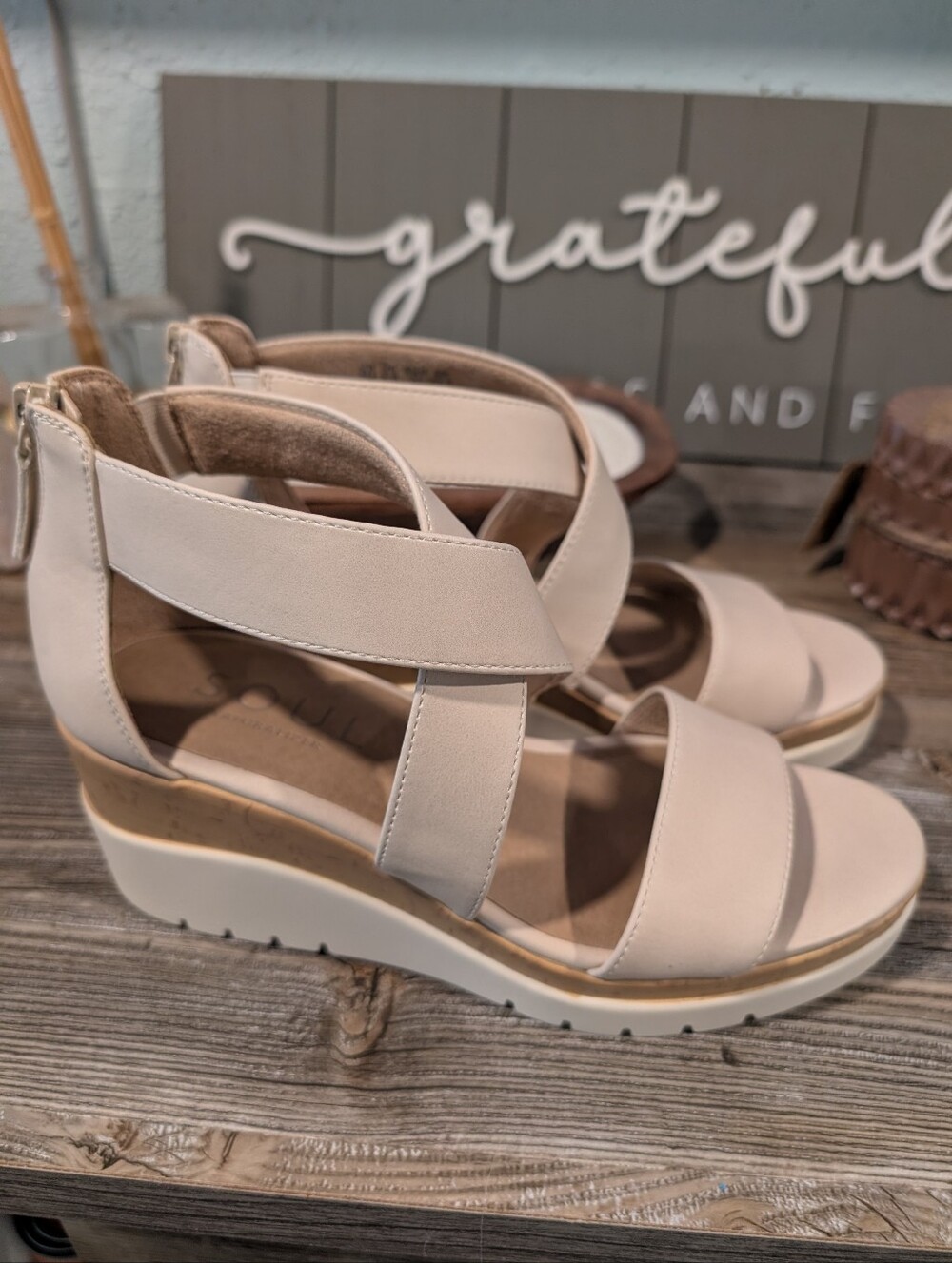 SOUL Naturalizer Cream Strappy Platform Wedge Sandals